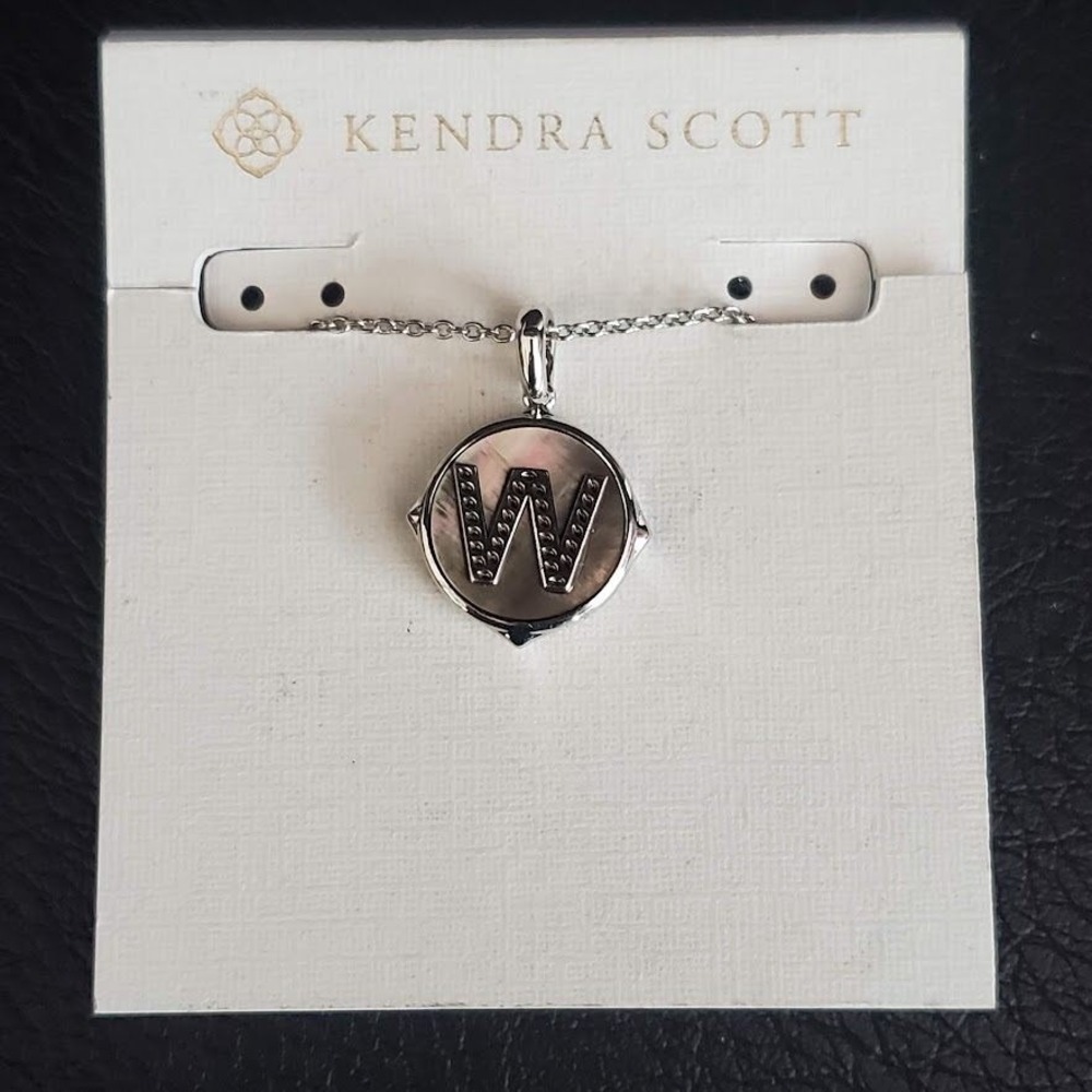 Kendra Scott Letter W Disc Reversible Pendant Necklace Rhodium Mother of Pearl